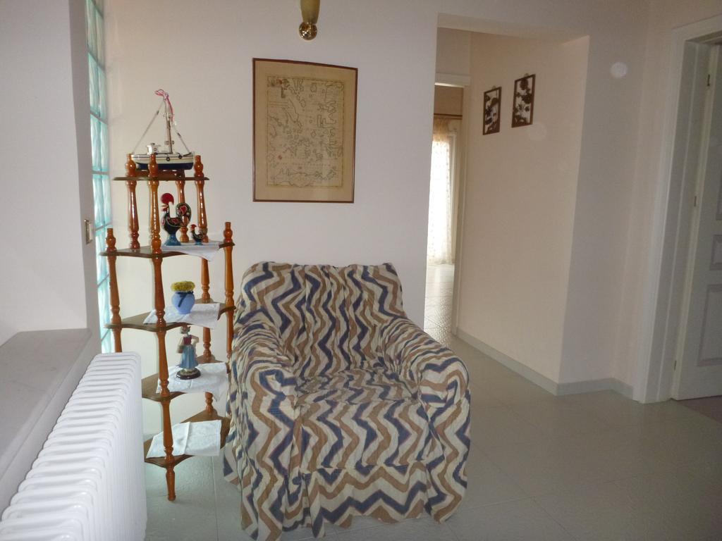 Villa Faidra Erétria Buitenkant foto